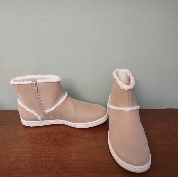 Clarks Shoes - COPY - COPY - Clarks Cloudsteppers Faux Suede Fur Ankle Boots - Step Glow Rose …